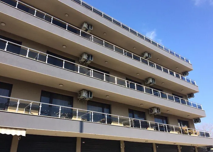 Palm Deluxe Aparthotel