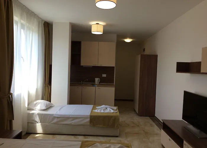 Palm Deluxe Sunny Beach