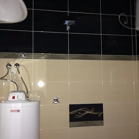 Palm Deluxe Studios 4*