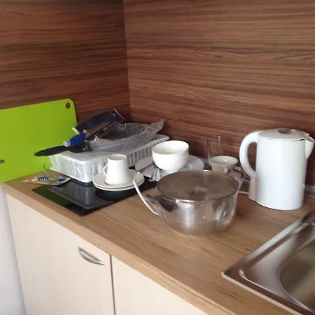 Palm Deluxe Studios Aparthotel